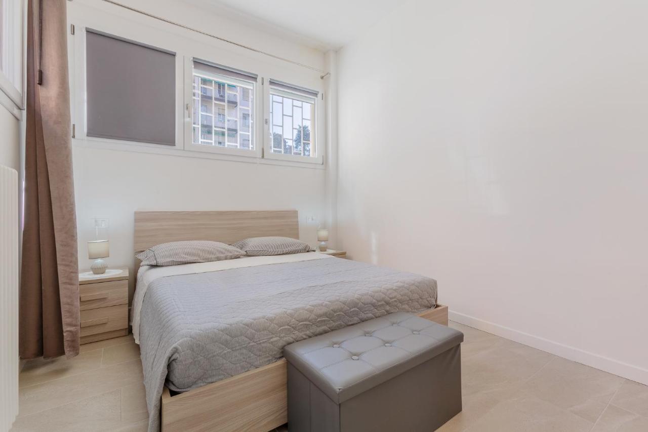 San Donato Fiere Essential Apartment W/Parking ボローニャ エクステリア 写真