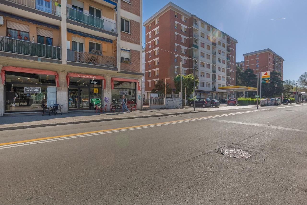 San Donato Fiere Essential Apartment W/Parking ボローニャ エクステリア 写真